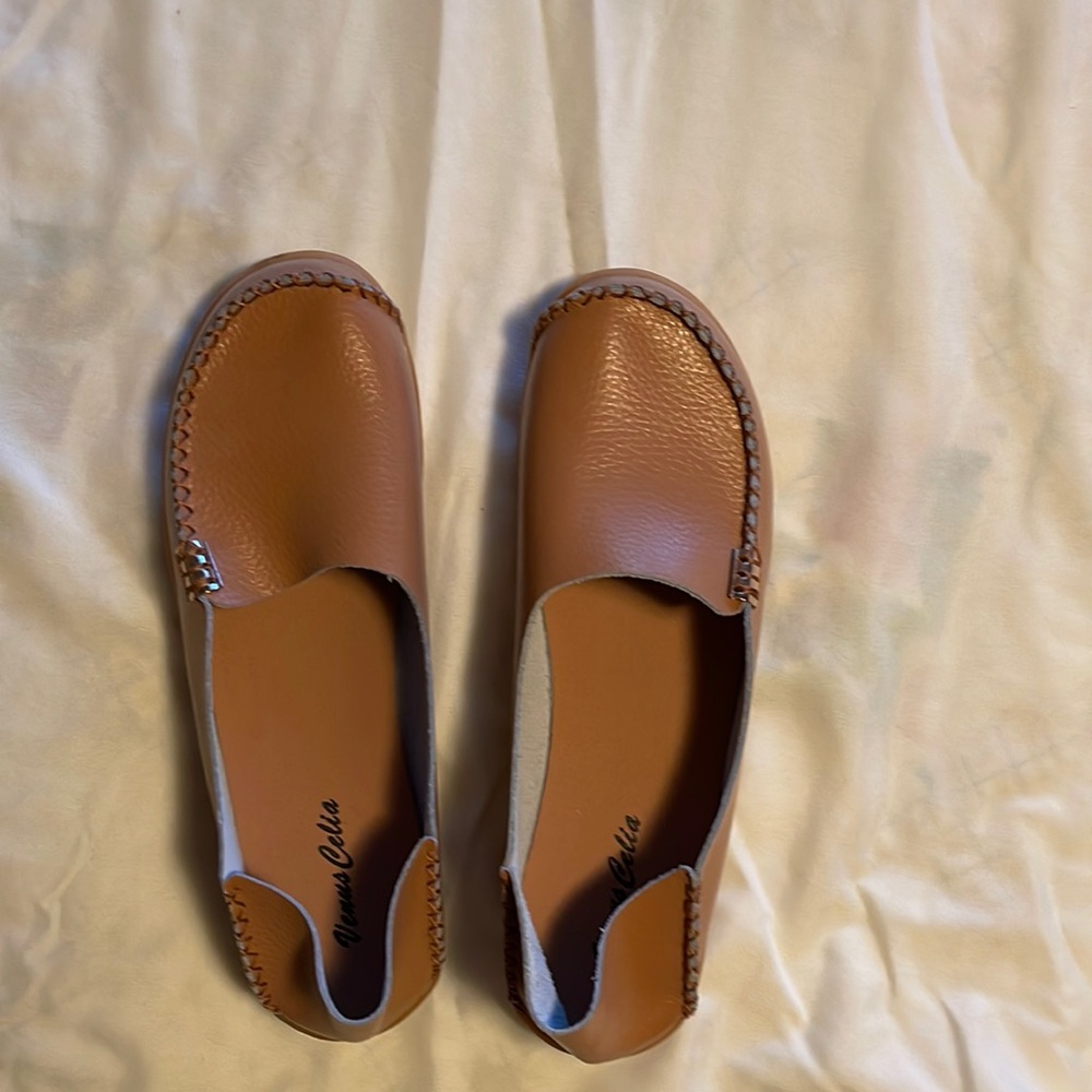 Venus Celia beige shoes.